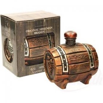 Brandy armeno "Mercur Barrel" ceramica alc.40% (0,5l)