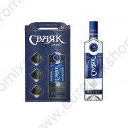 Vodka "Svayak" "Standard" 40%, 500ml (Set regalo con bicchieri)